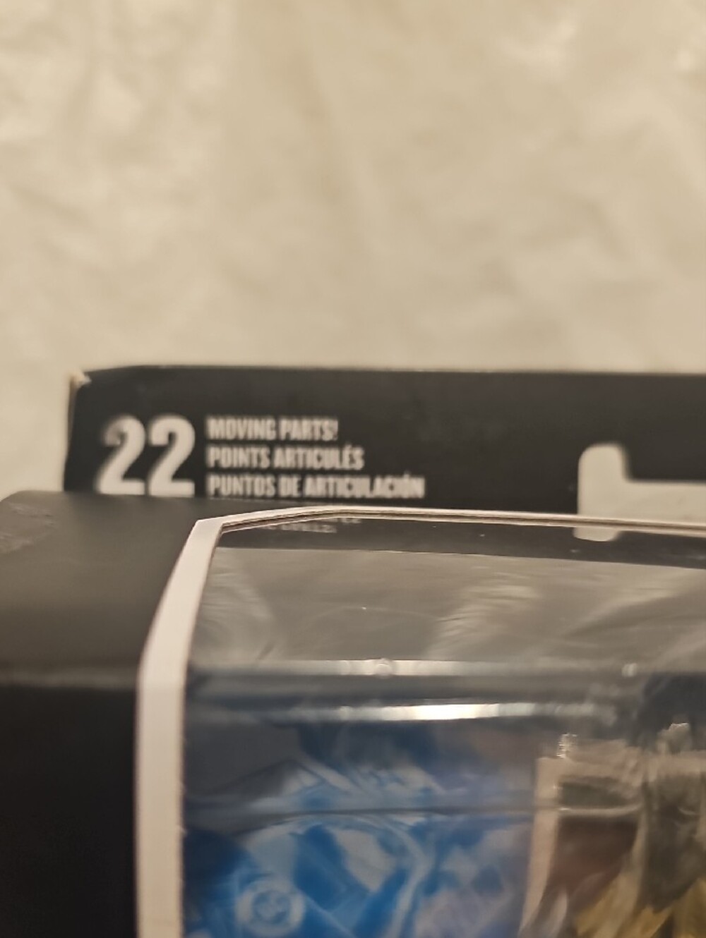 Hush Action Figure - Picture 6 of 15